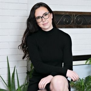 Meet your Posher, Shawna